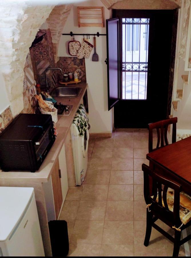 Al Bianco Nido White Stone Apt In Martina Franca Eksteriør bilde